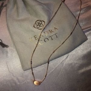 rose gold kendra Scott necklace